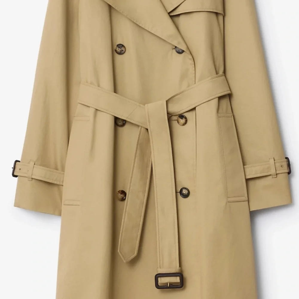 Buberry Long Castleford Trench Coat - Picture 3 of 3